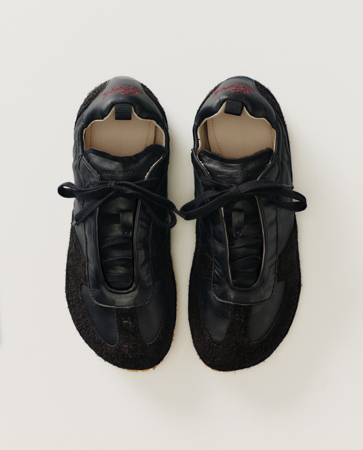 FLOW TRAINER - BLACK